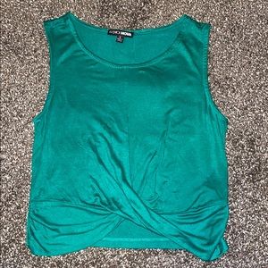 NWT Croptop